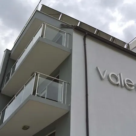 Valeo 3*