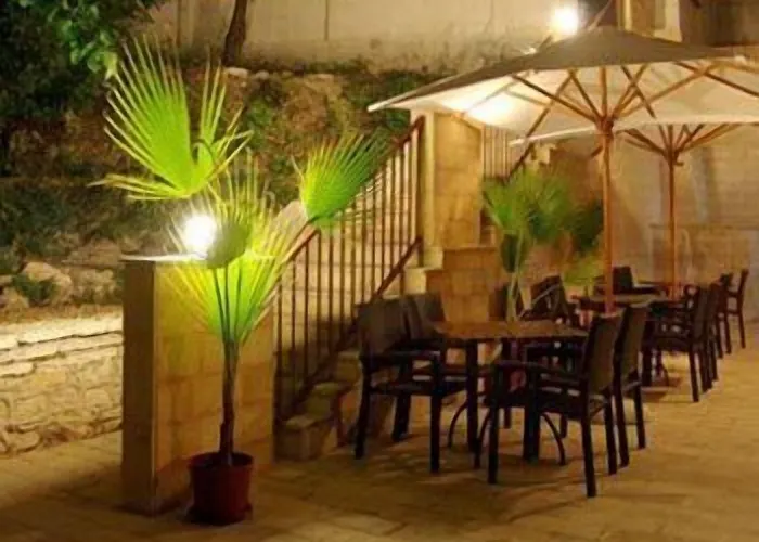 Ξενοδοχείο Valeo 3*